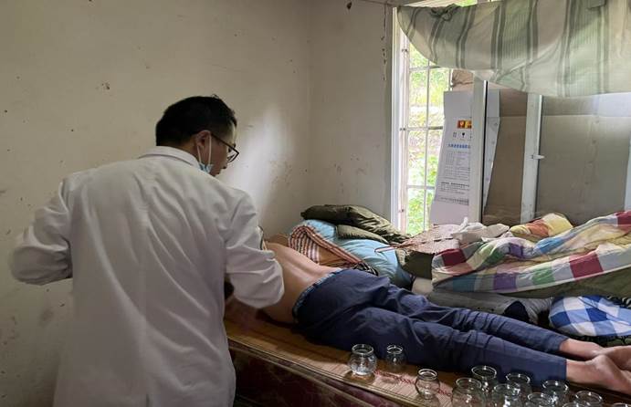 e1853ac996416c81f08ea1fa9c5fa43